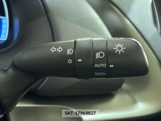Toyota AQUA 2021-08 6988479-11