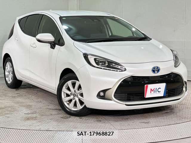 Toyota AQUA 2021-08 6988479-1