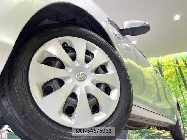 Toyota AQUA 2013-07 6988812-11
