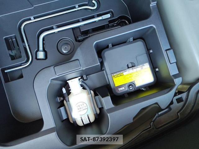 Toyota AQUA 2016-12 6988487-29