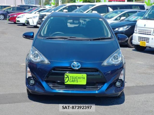 Toyota AQUA 2016-12 6988487-8
