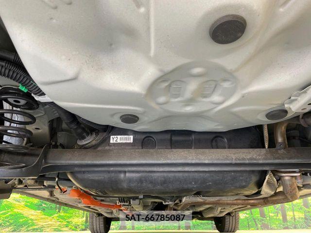 Toyota AQUA 2020-09 6988621-18