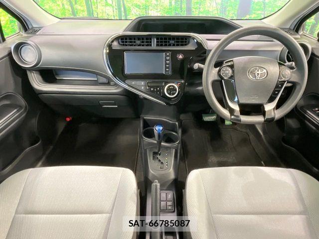 Toyota AQUA 2020-09 6988621-1
