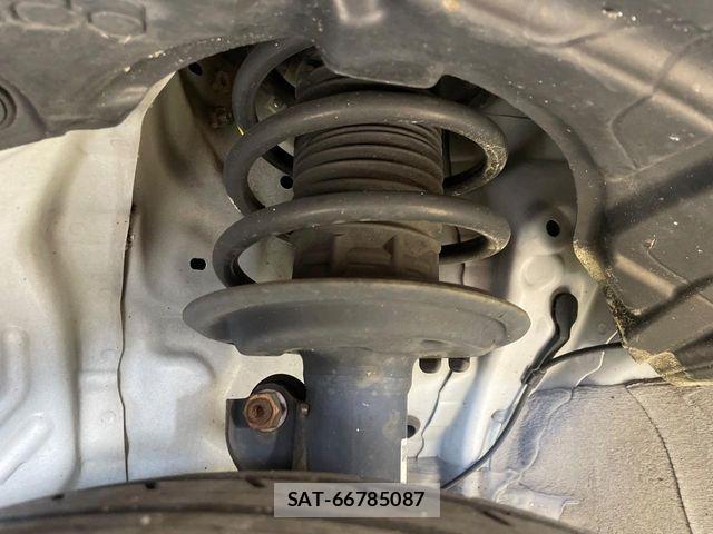 Toyota AQUA 2020-09 6988621-19