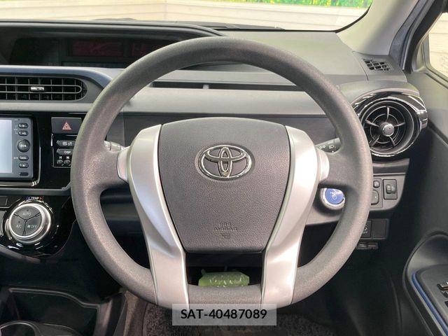 Toyota AQUA 2015-12 6988623-10