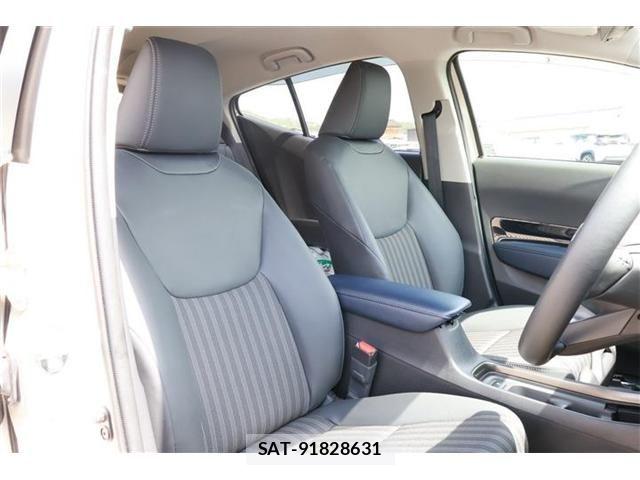 Toyota AQUA 2025-06 6988394-9