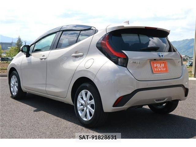 Toyota AQUA 2025-06 6988394-18