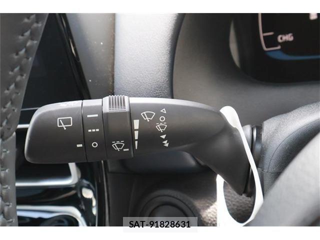 Toyota AQUA 2025-06 6988394-24
