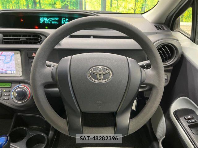 Toyota AQUA 2012-10 6988785-10