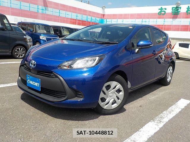 Toyota AQUA 2022-10 6988618-0