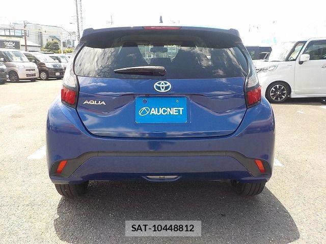 Toyota AQUA 2022-10 6988618-6