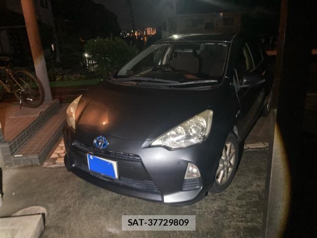 Toyota AQUA 2013-06 7020020-0