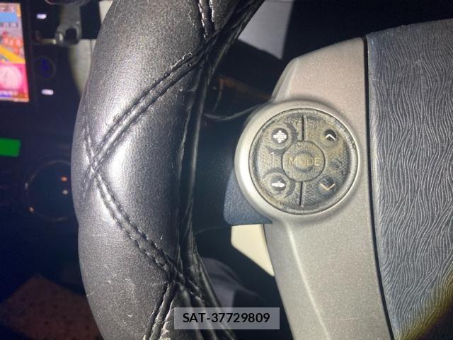 Toyota AQUA 2013-06 7020020-15
