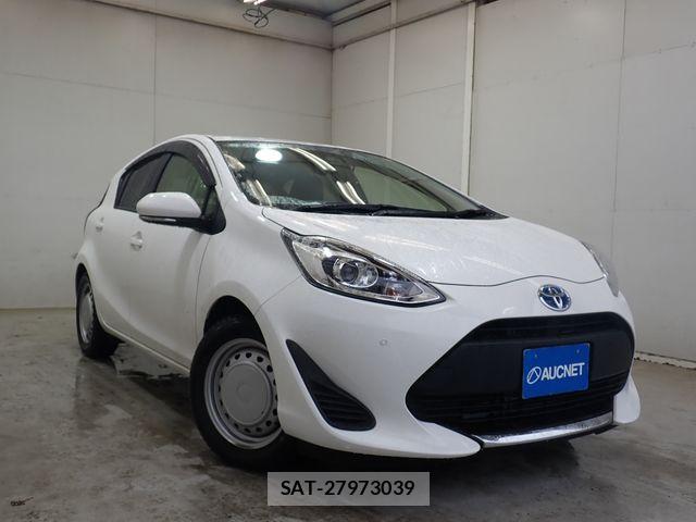 Toyota AQUA 2021-05 7020007-0