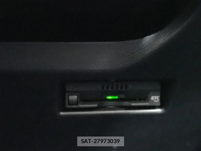 Toyota AQUA 2021-05 7020007-16