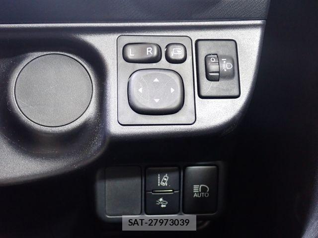 Toyota AQUA 2021-05 7020007-19