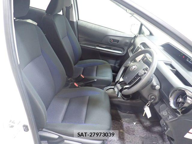 Toyota AQUA 2021-05 7020007-21