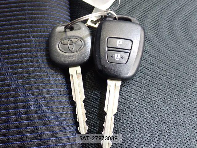 Toyota AQUA 2021-05 7020007-29