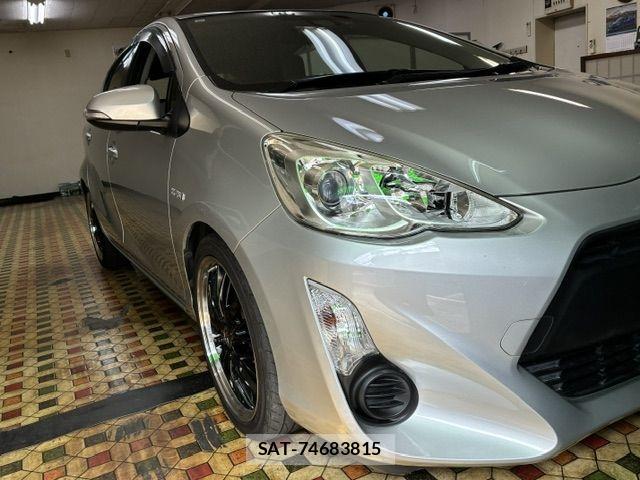 Toyota AQUA 2017-04 7020012-0