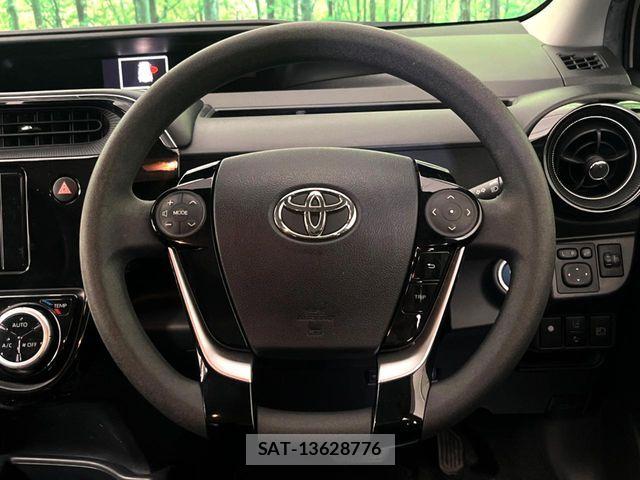 Toyota AQUA 2019-03 7020010-9