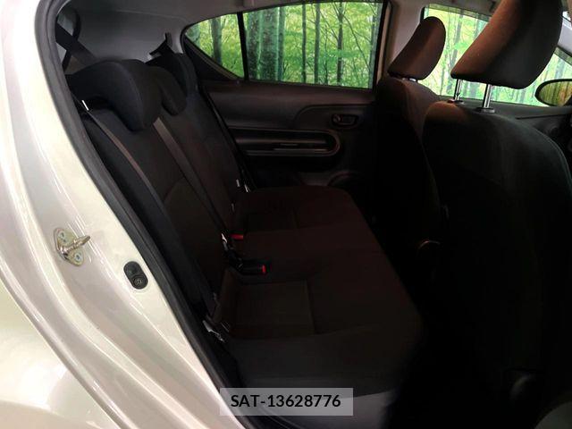 Toyota AQUA 2019-03 7020010-11