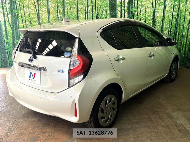 Toyota AQUA 2019-03 7020010-16
