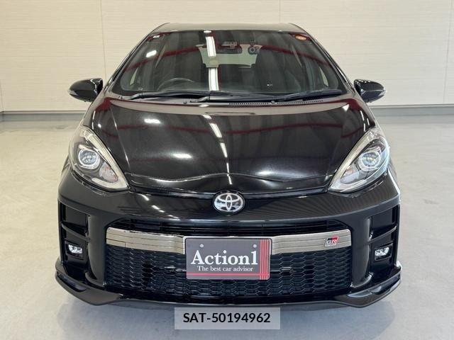 Toyota AQUA 2018-03 7057411-2