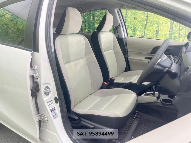 Toyota AQUA 2013-09 7057451-7