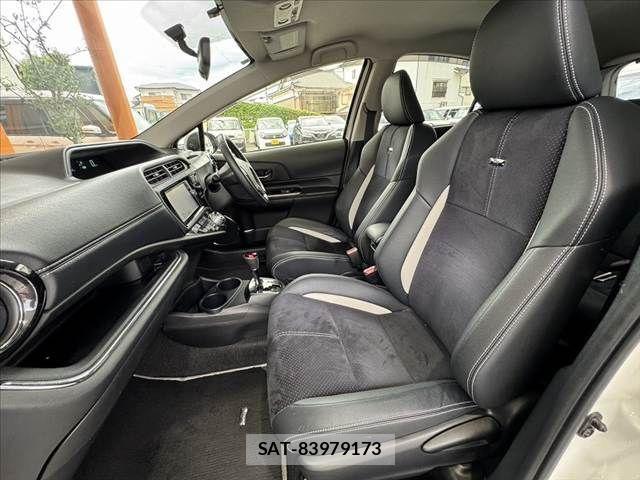 Toyota AQUA 2014-04 7057425-17