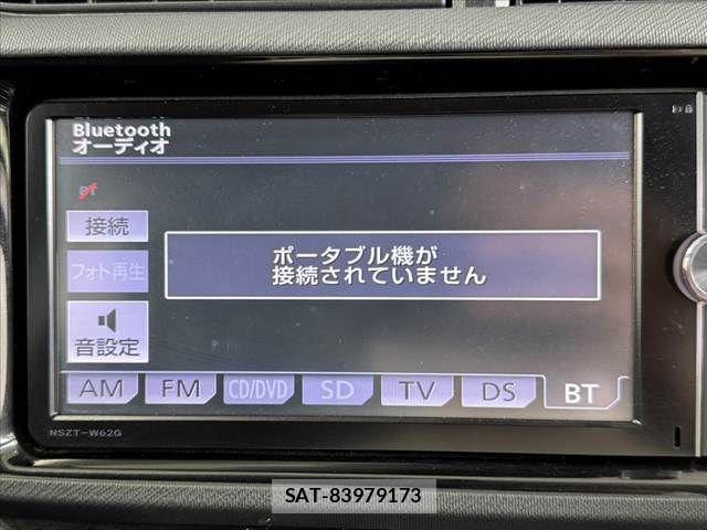 Toyota AQUA 2014-04 7057425-20