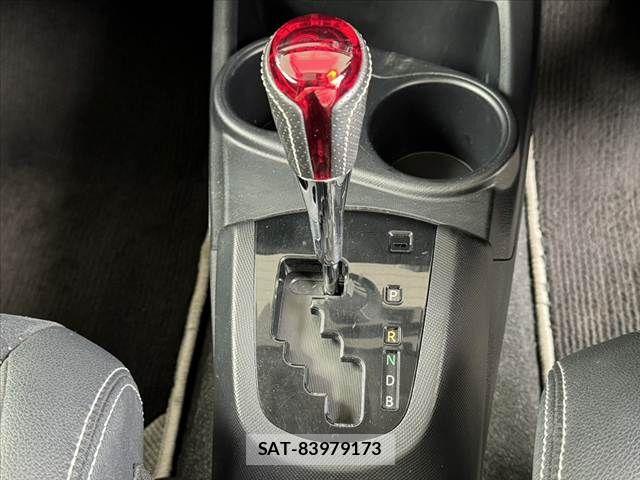 Toyota AQUA 2014-04 7057425-22