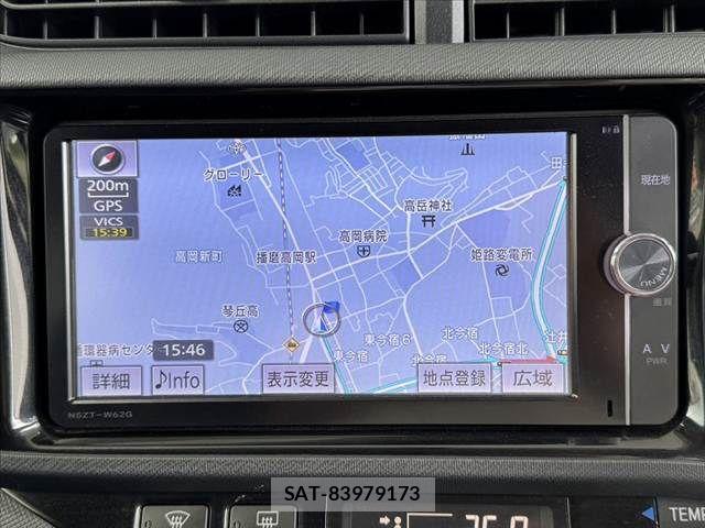 Toyota AQUA 2014-04 7057425-2