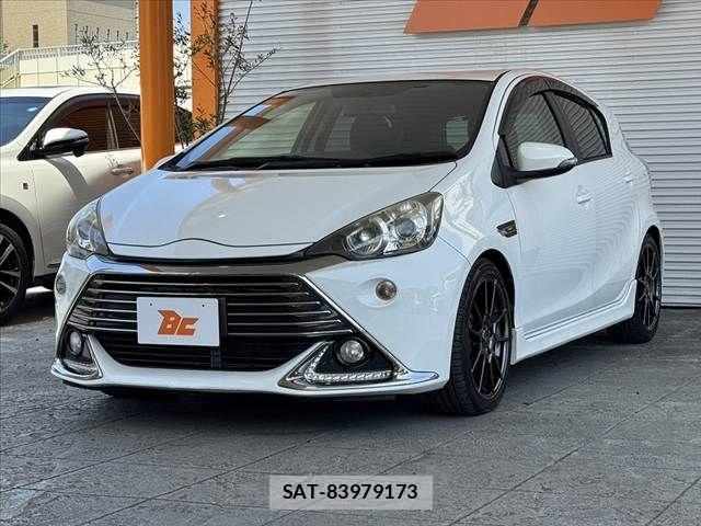 Toyota AQUA 2014-04 7057425-7