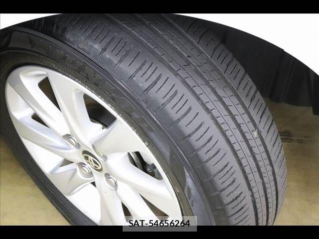 Toyota AQUA 2022-01 7057412-24