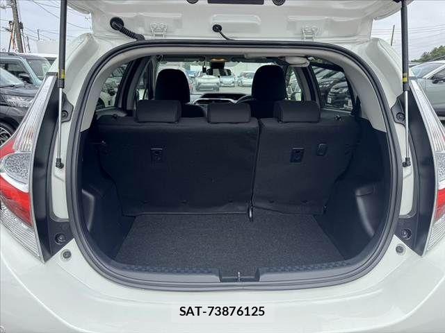 Toyota AQUA 2018-02 7057418-18