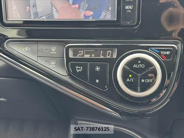 Toyota AQUA 2018-02 7057418-3
