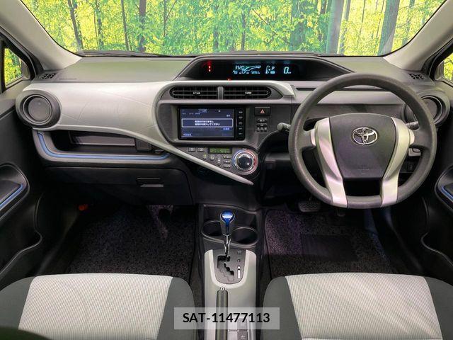 Toyota AQUA 2015-01 7057436-1