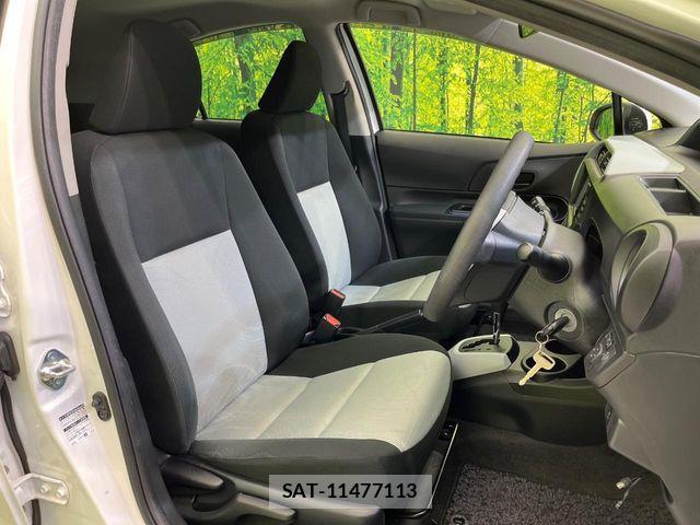 Toyota AQUA 2015-01 7057436-7