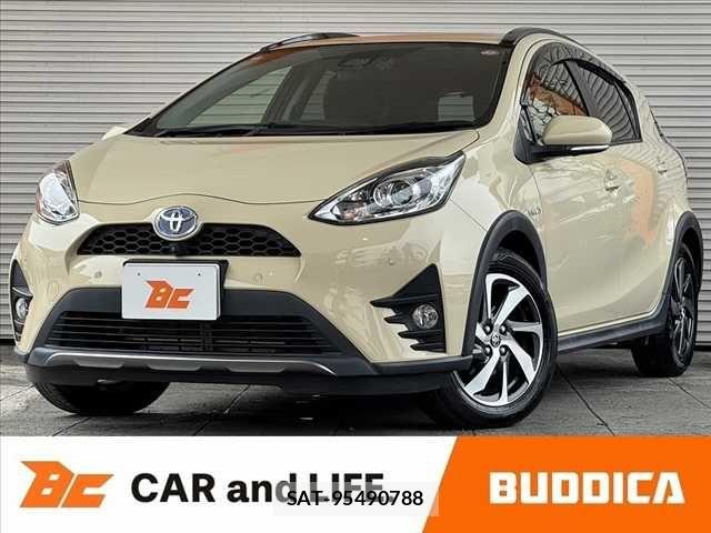 Toyota AQUA 2019-09 7057409-0