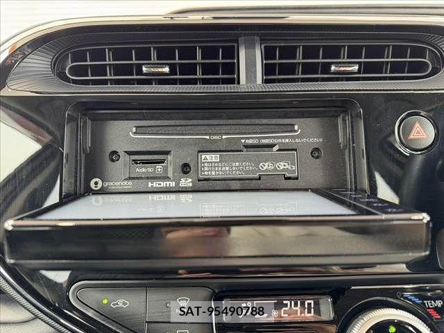 Toyota AQUA 2019-09 7057409-24