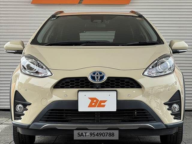 Toyota AQUA 2019-09 7057409-8