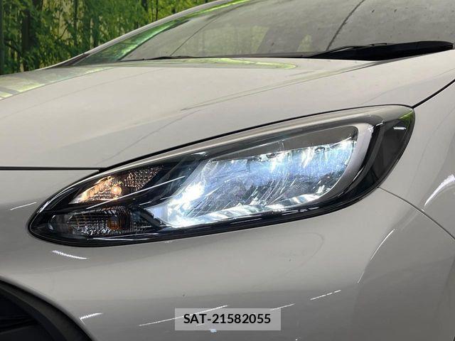 Toyota AQUA 2023-03 7057424-11