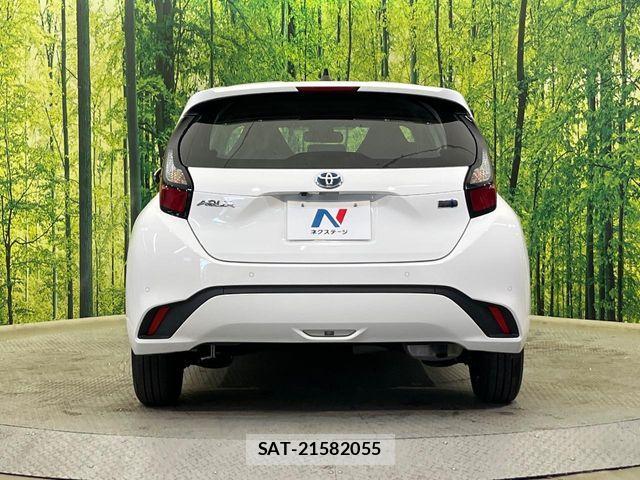Toyota AQUA 2023-03 7057424-14