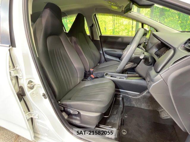 Toyota AQUA 2023-03 7057424-8