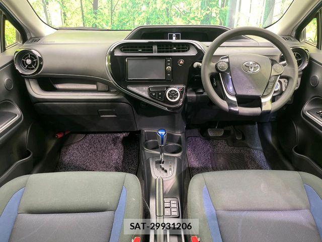 Toyota AQUA 2017-06 7057438-1