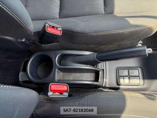 Toyota AQUA 2021-05 7057428-10