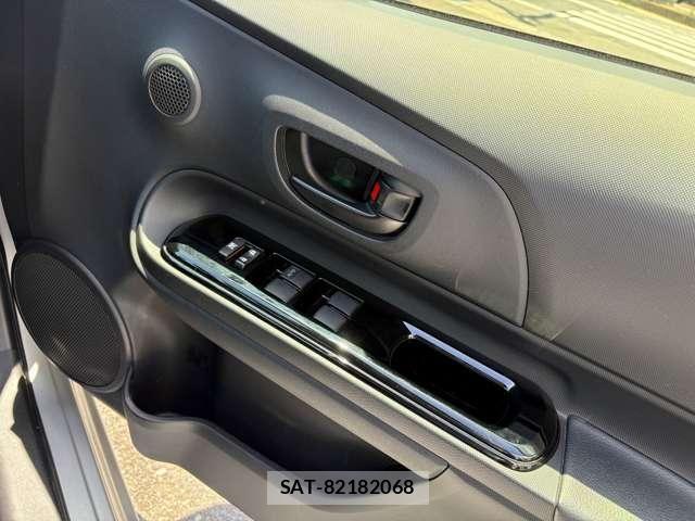 Toyota AQUA 2021-05 7057428-19
