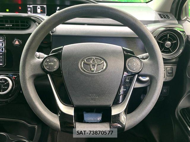 Toyota AQUA 2018-03 7057426-12