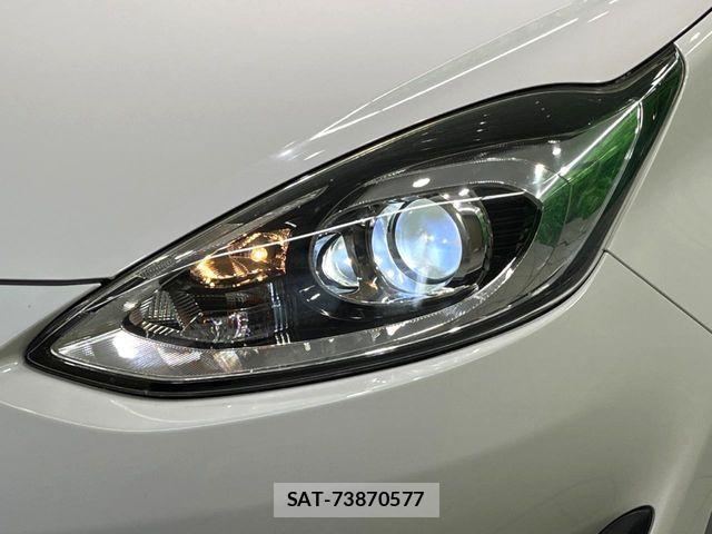 Toyota AQUA 2018-03 7057426-13