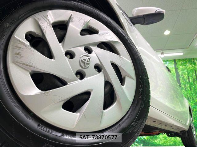 Toyota AQUA 2018-03 7057426-14